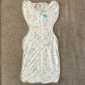 Love to Dream Baby Swaddle White/Grey Moon and Stars